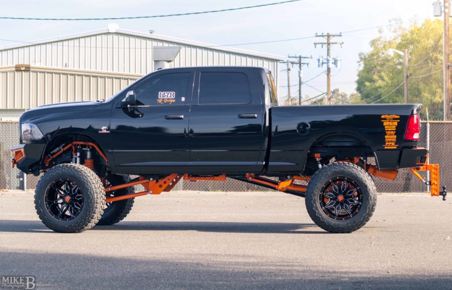 Dodge ram lift