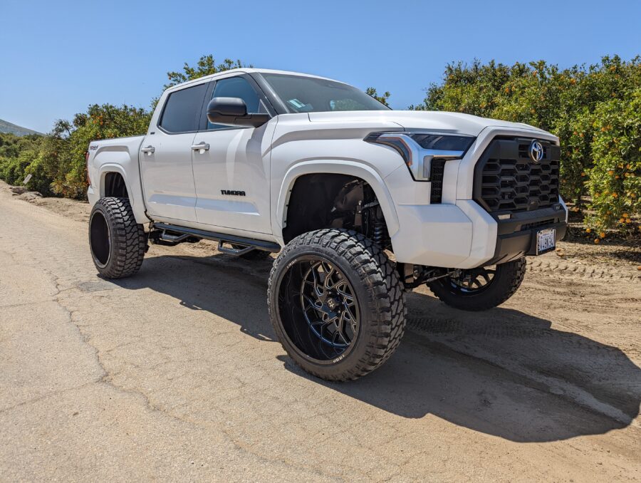 Toyota Tundra 10-12 Inch Lift Kit 2022-2024